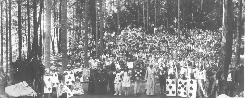 1928 Cast and Audience