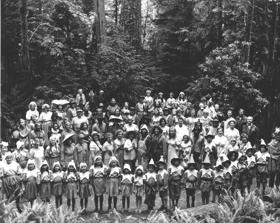ThThe whole cast—all 94 of them. “The Magic Forest,” 1973