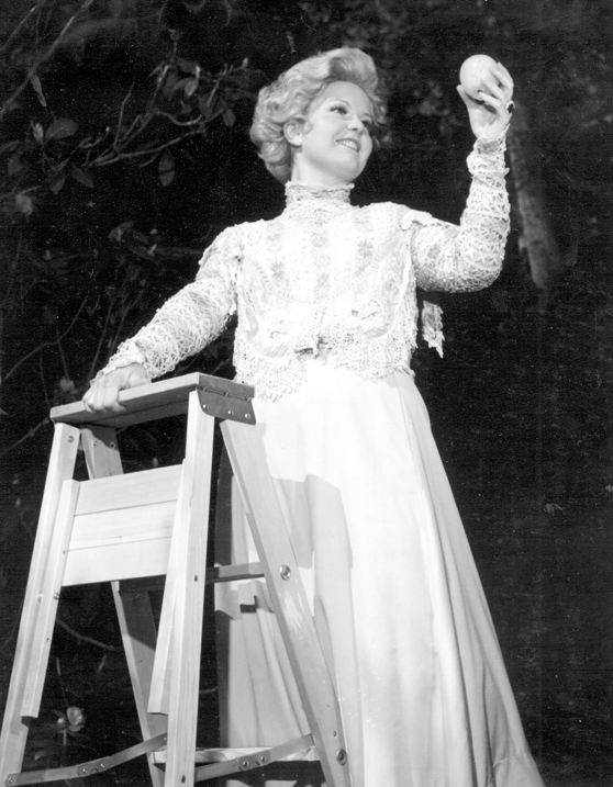 Helen (Marlene Anderson) plucks a golden apple.