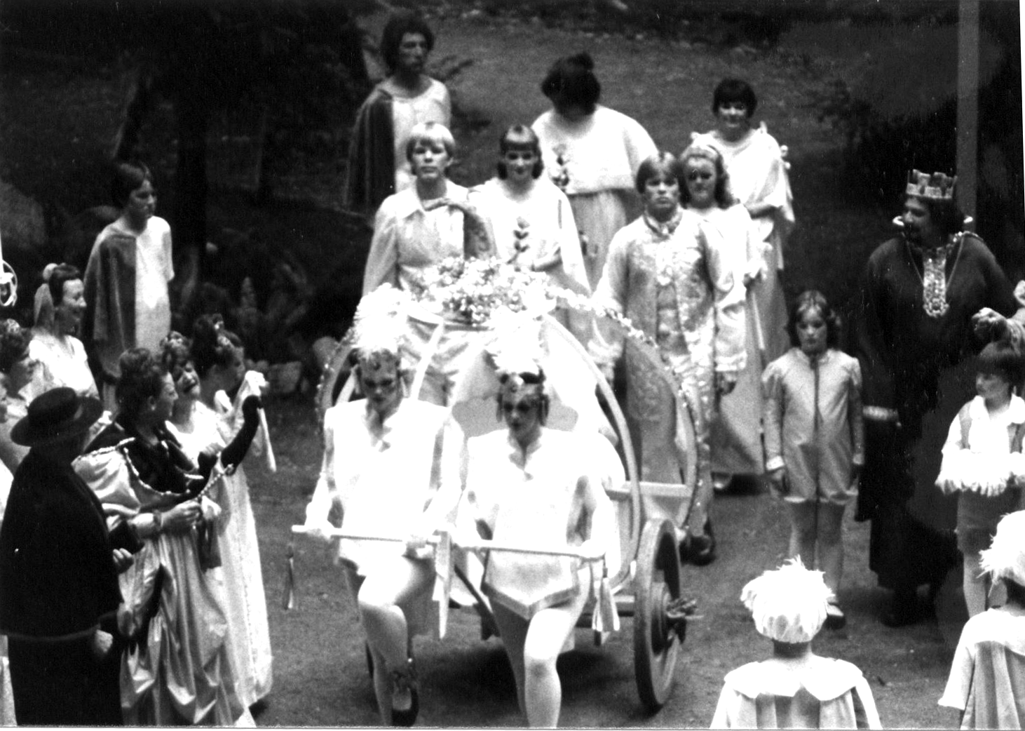 Pumpkin coach, horses (Christy Jensen, Marjie Suiter), footman (David Jensen), coachman (Mike Rosen)