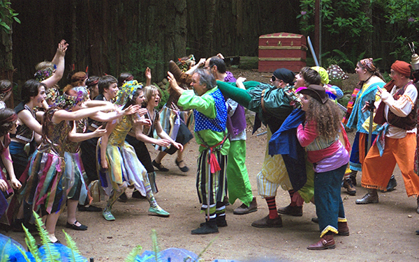 'Wild Ones' Battle Pirates for Peter