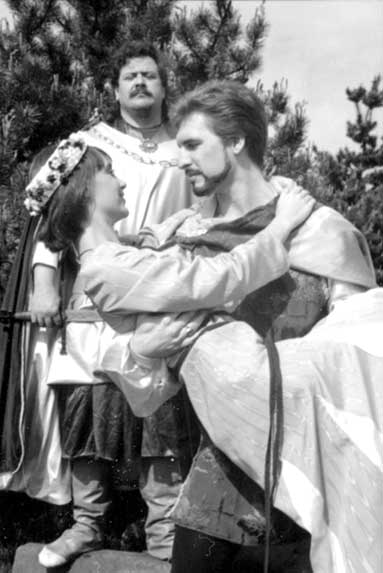 Marion and Robin. Sir Guy (Steve Rose) looks on.
